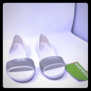 Crocs Lina embellished oyster/champagne size 6